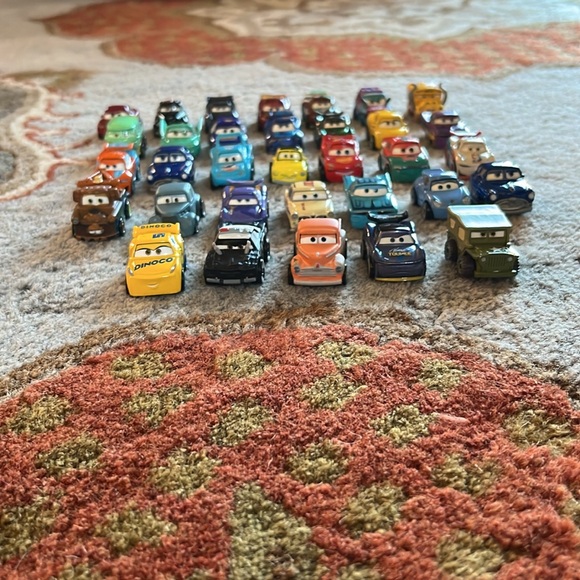Disney Cars Mini Diecast Metal, lot of 33 - Picture 3 of 7